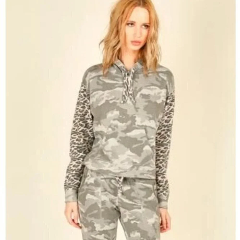 Vintage Havana Mixed Print Camo Leopard Hoodie